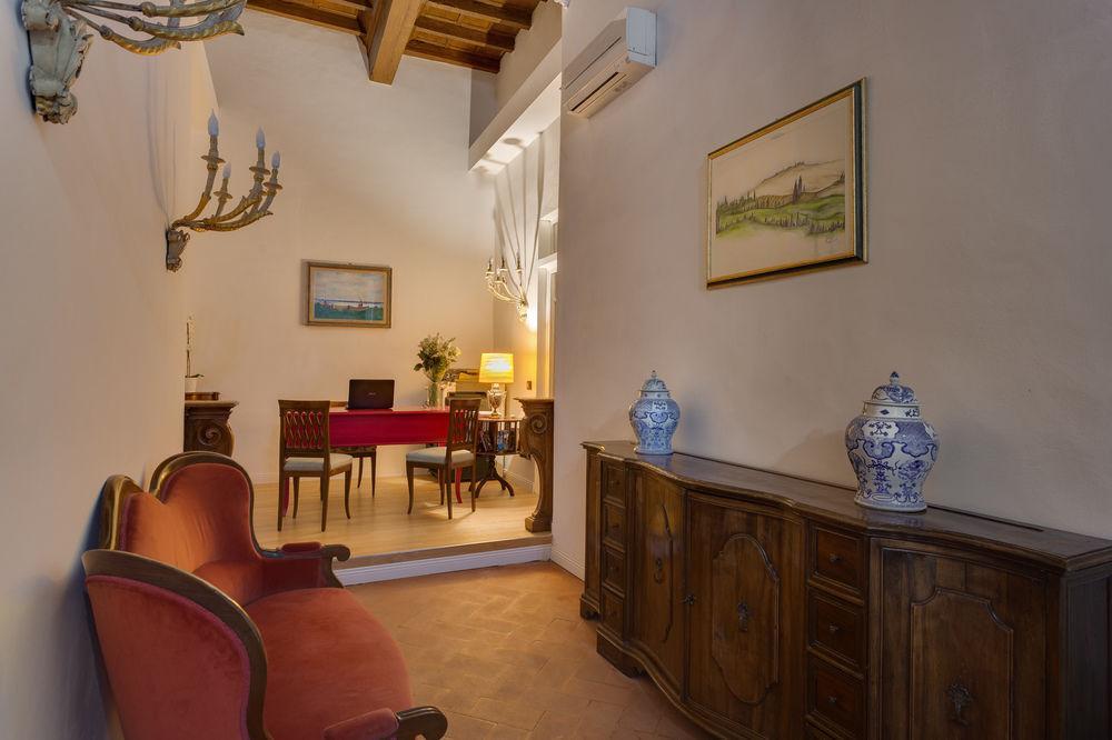 Residenza D'Epoca Borgo Albizi Hotel Florence Buitenkant foto