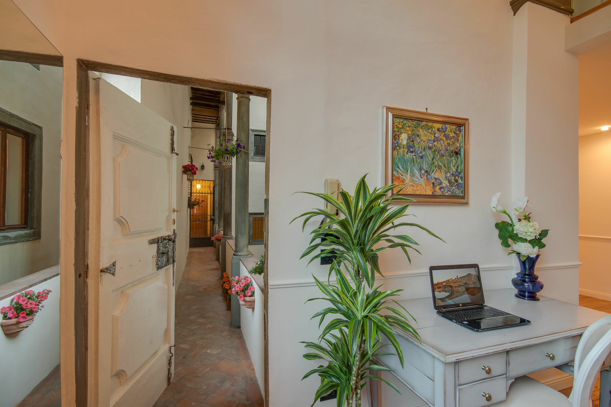 Residenza D'Epoca Borgo Albizi Hotel Florence Buitenkant foto
